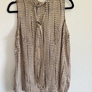 Sleeveless Brown/Tan sleeveless‎ blouse